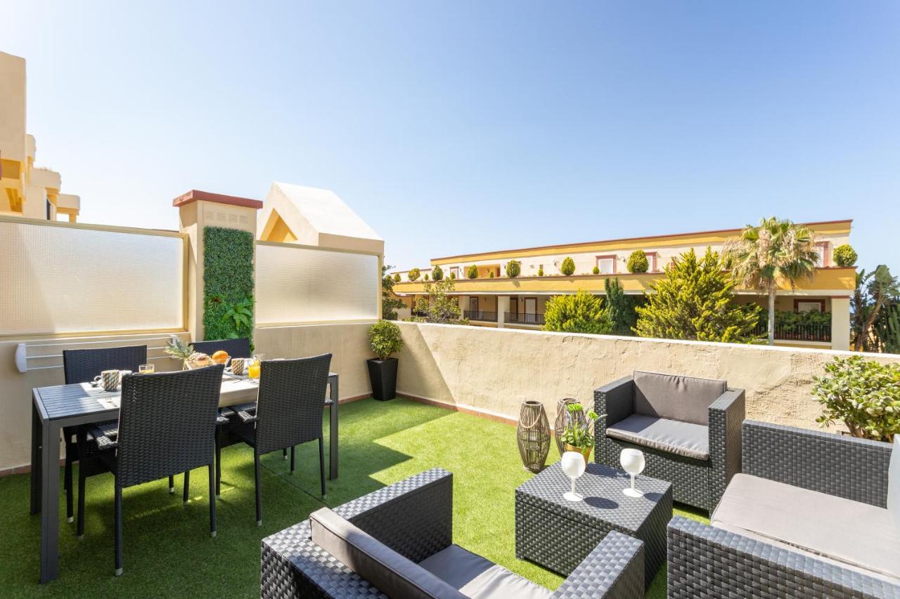Oleholidays 325 Romana Playa Vistas Al Mar 马尔韦利亚 外观 照片